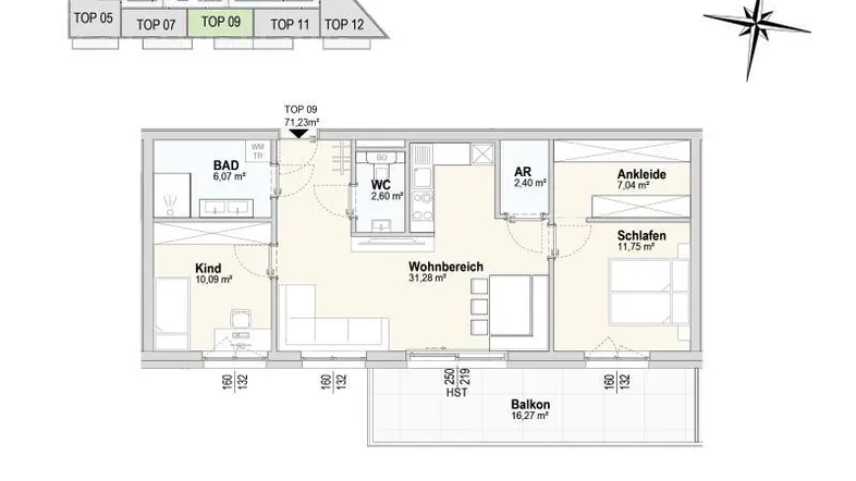 Grundriss der Wohnung TOP 09 im 1. Obergeschoss mit Wohnbereich, Schlafzimmer, Kinderzimmer und Balkon.