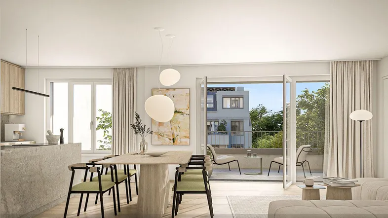 Helles, offenes Wohn-Esszimmer mit integrierter Küche und Zugang zu einem Balkon.