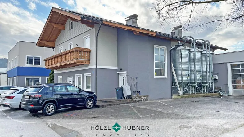 hoelzlhubnerimmo2025-neumarktamwallersee