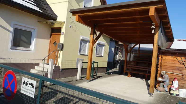 Carport Zufahrt