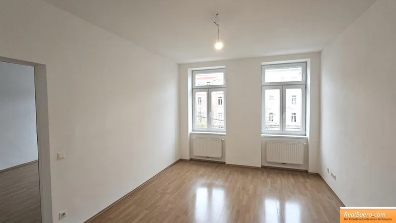 Zimmer 1 straßenseitig