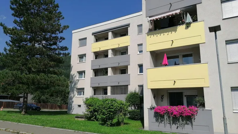 Gebäudeansicht Loggia