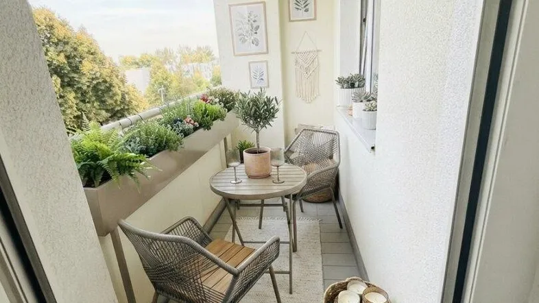 Loggia KI generiert