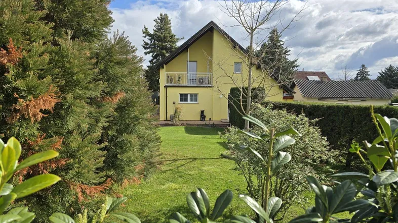 Haus mit großem Garten – für den Landeanflug Ihrer Lieben!