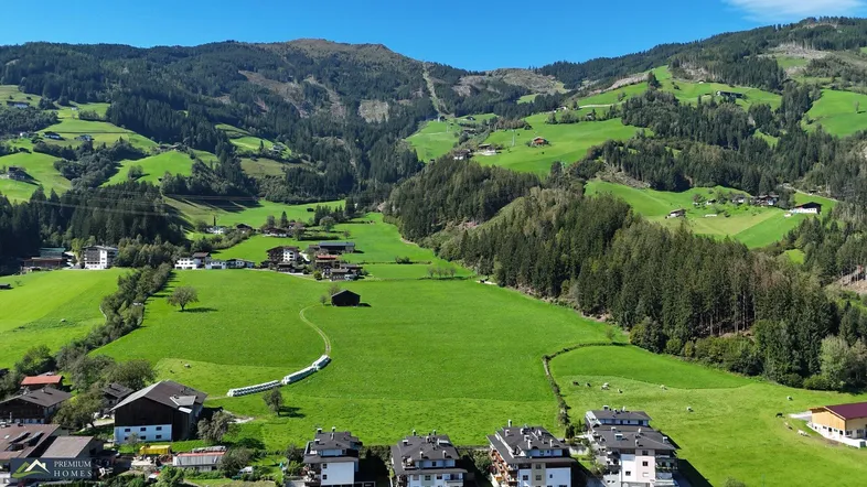 FÜGENBERG - Doppelhaushälfte in Aussichtslage
