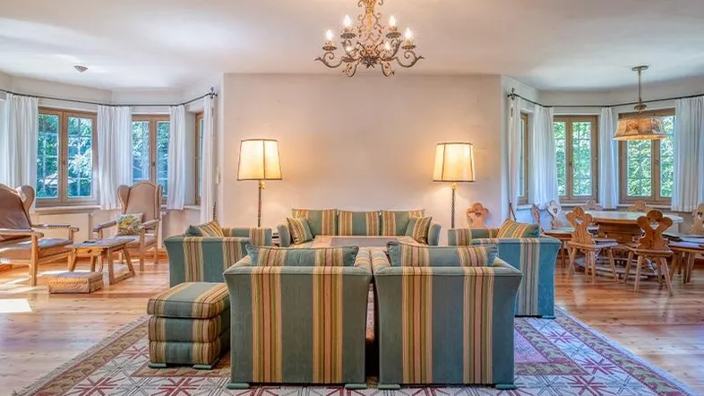 HP1-Einfamilienhaus-Strobl-Wohnzimmer