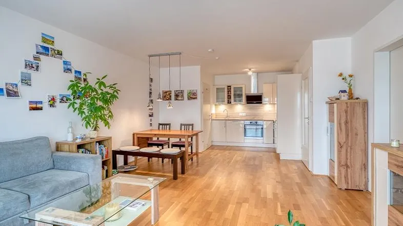 HP1-2-Zimmer-Wohnung-Neumarkt-Wohnzimmer