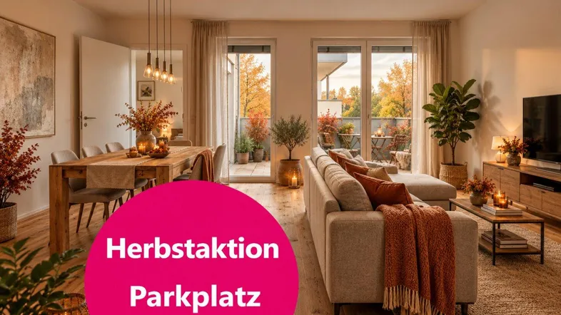 Gemütlicher Wohn-Essbereich mit Holzboden, Zugang zum Balkon und herbstlicher Dekoration.