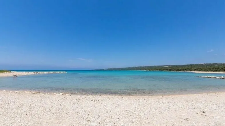Strand von NOVALJA