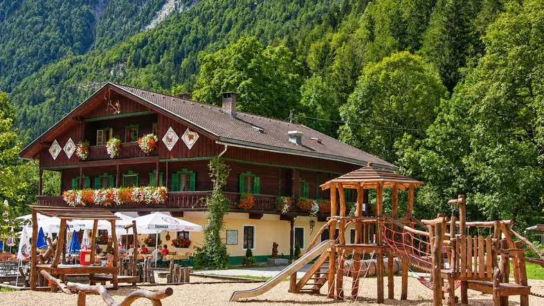 Kaiserhaus Biergarten und Waldspielplatz