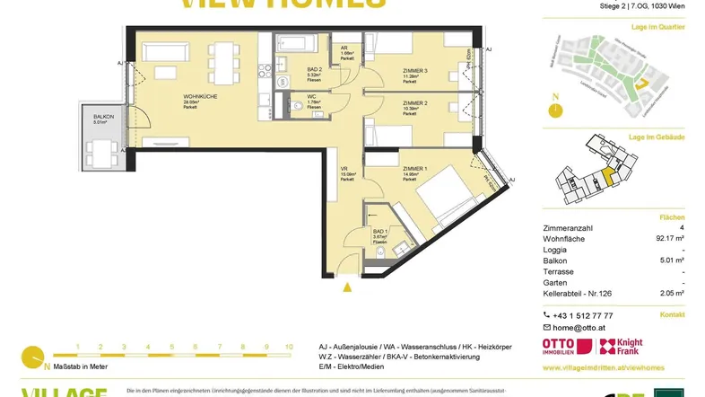 Grundriss einer modernen Wohnung mit offenem Wohn-Essbereich, drei Schlafzimmern, zwei Bädern und einem Balkon.