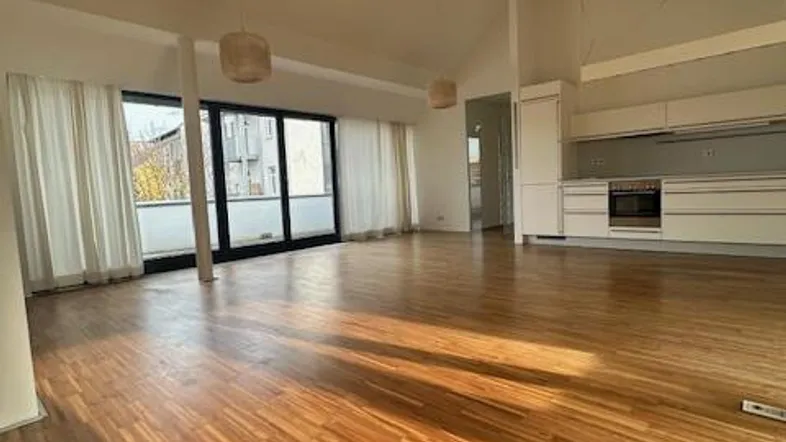 loftartiger Wohnraum