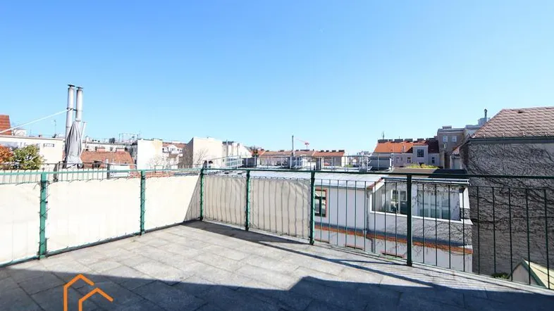 Hofterrasse mit Ost-Ausrichtung