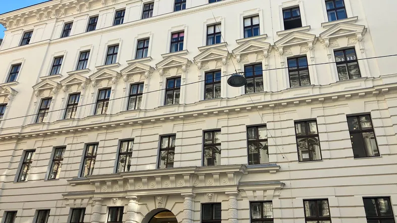IMG_Rathausstraße 20 Haus außen.jpeg