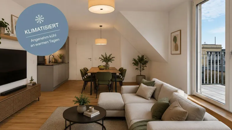 Modernes, offenes Wohn-Esszimmer mit integrierter Küche, Holzboden und Zugang zur Dachterrasse.