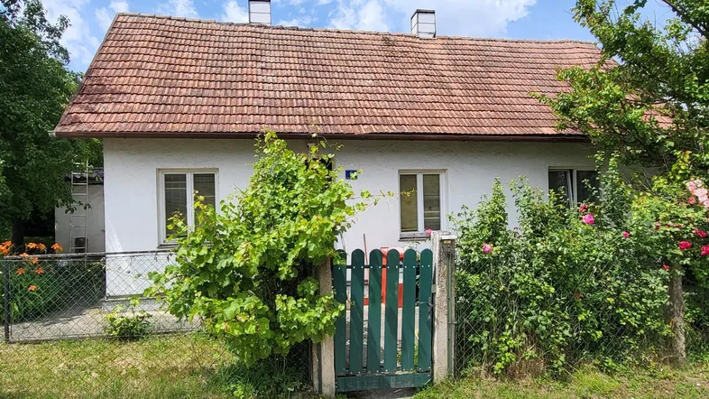 Obj. 4242 - Gemütliches kleines Häuschen