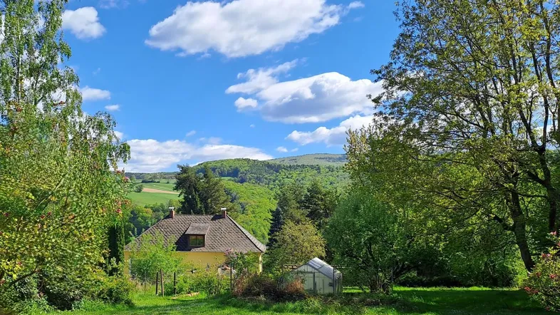 Ausblick in die liebliche Landschaft