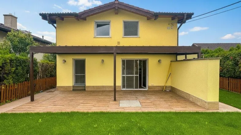 Modernes Traumhaus auf Eigengrund | KGV-Leopoldau |Großer Garten | Pool | Überdachter Stellplatz | Saniert