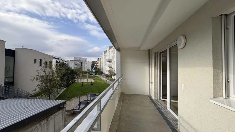 Loggia I