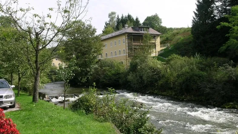 Haus mit Fischach