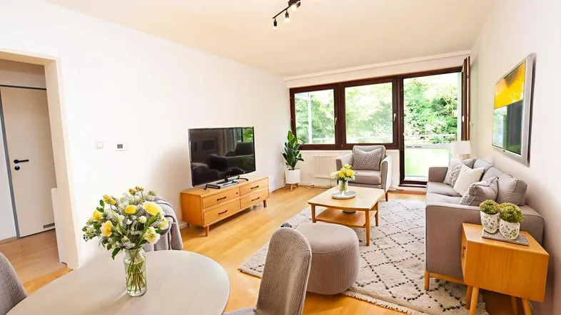 Wohnzimmer (virtuell eingerichtet)