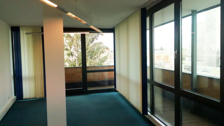 Praxis/Büro in Toplage, Salzburg Stadt: Nähe Paracelsus Bad und Kurhaus, Kongreßhaus, Mirabellgarten. Beste Erreichbarkeit, ideal für hohe Kundenfrequenz! CL-Immogroup www.cl-immogroup.at