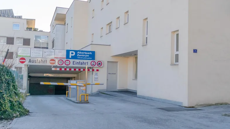 Einfahrt TG