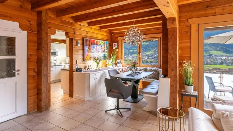 Essen mit Ausblick und Küche