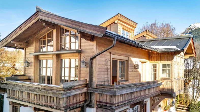 Kitzbühel Landhaus Aussenansicht 2