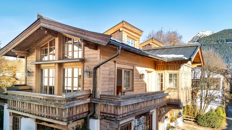 Elegantes Landhaus mit alpinem Flair im Zentrum von Kitzbühel