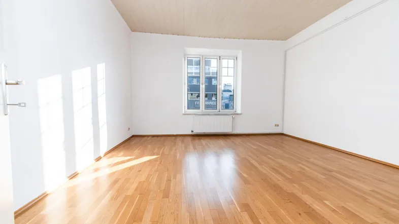Wohn/Schlafzimmer