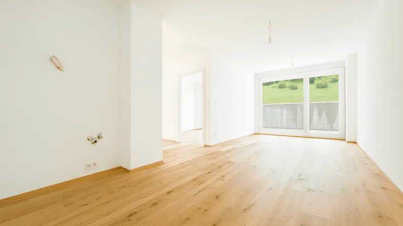 Wohnzimmer mit Zugang Terrasse
