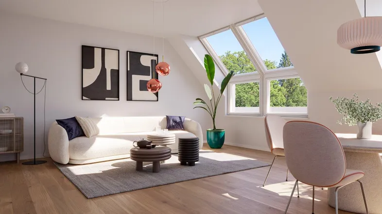 Helles, modernes Wohn-Esszimmer mit Dachschrägen, großen Fenstern und Holzboden.