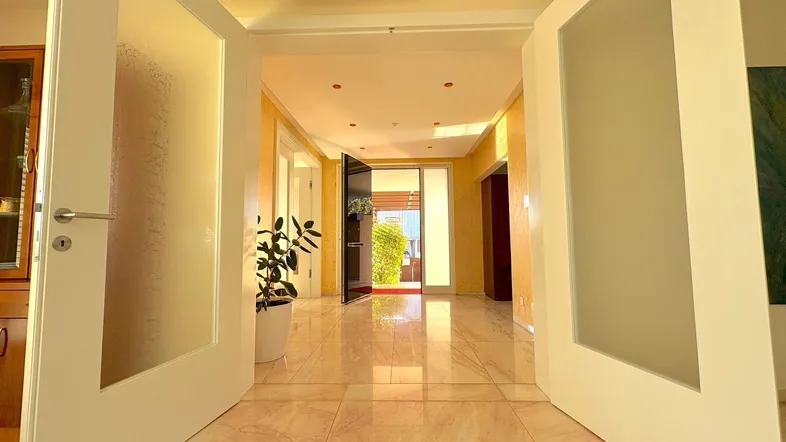 klassisch &amp; elegant - Villa für höchste Ansprüche