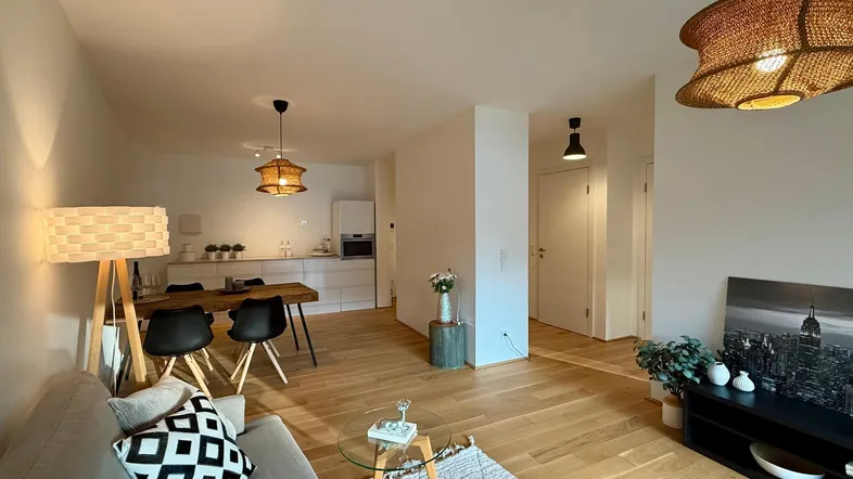FROSCHBERG FLATS | 2 Zimmer-Wohnung mit Garten und Loggia (unmöbliert!) | zentrumsnah und ruhig | PROVISIONSFREI