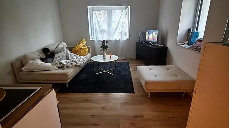 1 Wohnzimmer