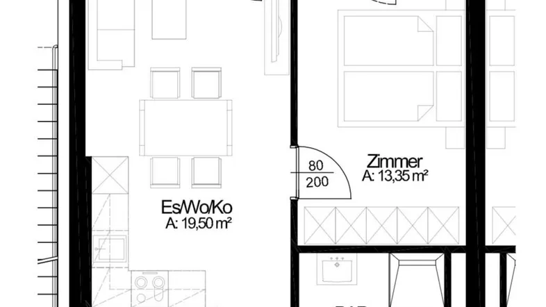 Grundriss einer Wohnung mit Balkon, offenem Wohn-/Ess-/Kochbereich, Zimmer, Bad und Abstellraum.