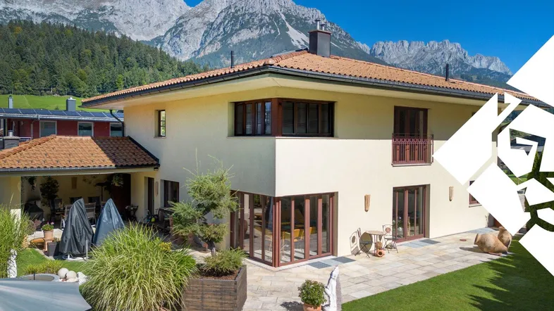 Alpine Exklusivität im toskanischen Stil – Wohnen am Wilden Kaiser