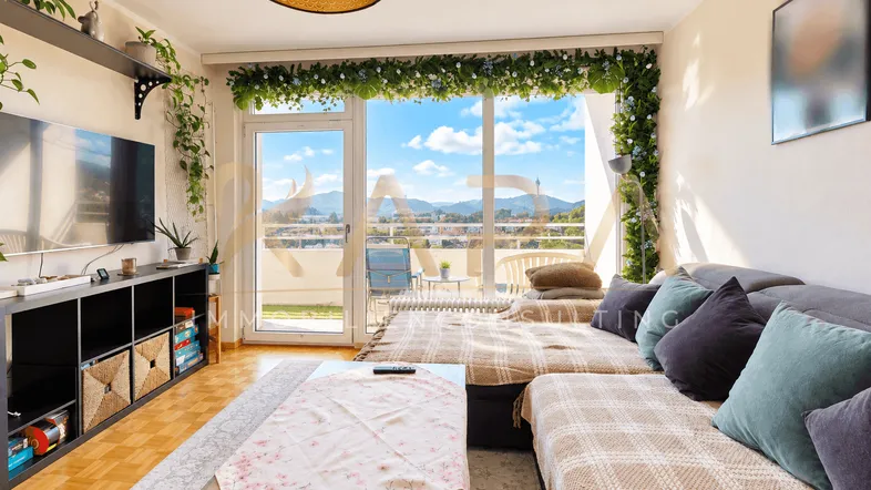 Wohnzimmer mit Panoramaview