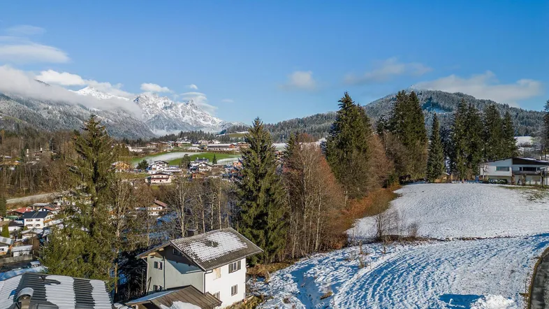 Altbestand mit Projektierung und Alpenblick