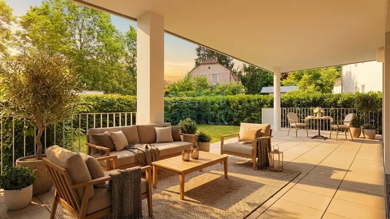 Große, möblierte Terrasse mit bequemen Sitzgelegenheiten und Blick ins Grüne.