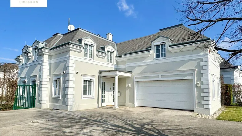 MODERNE ELEGANZ - Neuwertige Villa mit ausgezeichnetem Wohnkonzept &amp; edler Ausstattung!