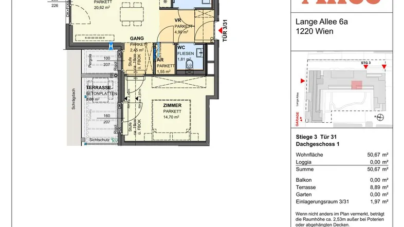 Detaillierter Grundriss einer Wohnung mit Wohnküche, Schlafzimmer, Bad und Terrasse.