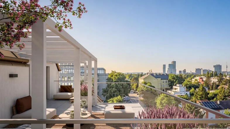 Großzügige Dachterrasse mit Pergola, gemütlichen Sitzgelegenheiten und weitem Stadtblick.
