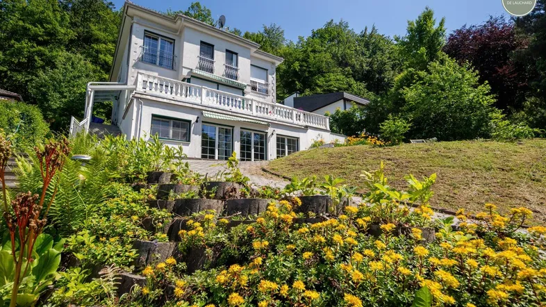 Sommeransicht Ihres neuen Zuhauses