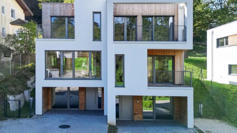 5-Zimmer Doppelhaushälfte 1a in Klosterneuburg | Naturteich