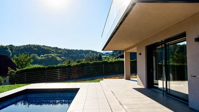 Terrasse und Pool Haus A