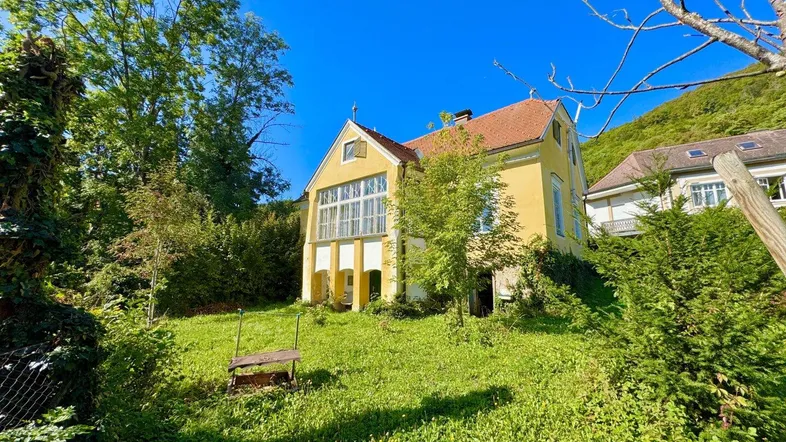 Villa mit Garten