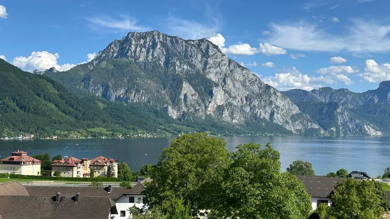 Traunsee - Wunderschöner Baugrund mit unverbaubarem See- und Bergblick (Provisionsfrei)