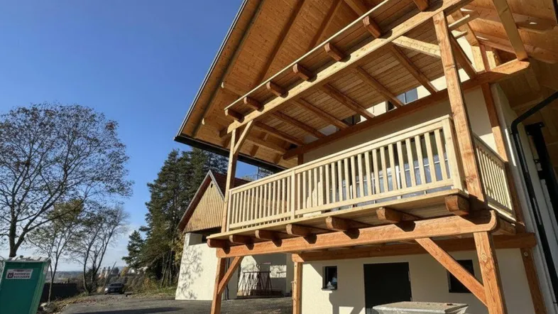 Außenansicht - Balkon wurde mit KI generiert